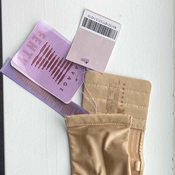 Fenty Strapless Bra- never worn with tags - Picture 2 of 2